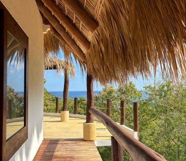 Puerto Angel House | 500 m² House ∙ 3 bedrooms ∙ 8 guests