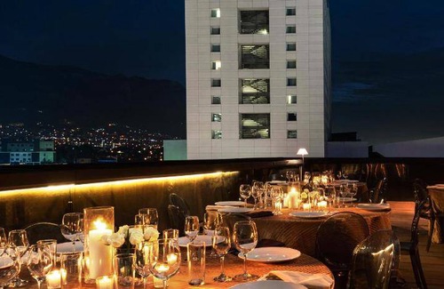 San Pedro Garza Garcia Hotel | 80 m² Hotel ∙ 6 guests