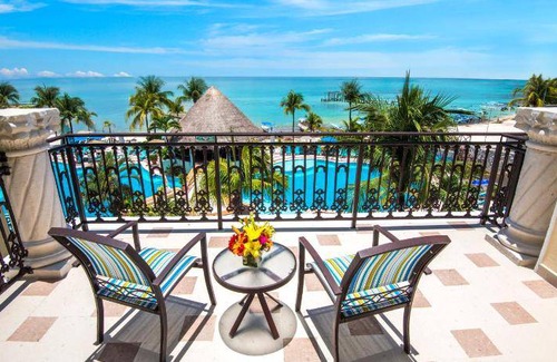 Downtown Resort | 98 m² Resort ∙ 127 guests