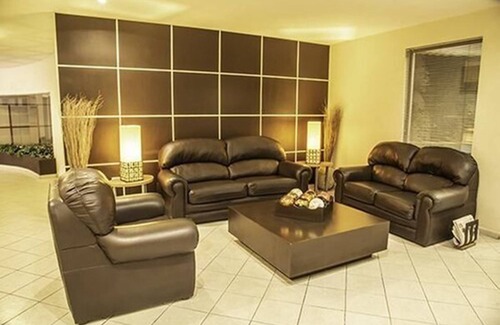 Hidalgo del Parral Hotel | American Inn Hotel & Suites Hidalgo del Parral