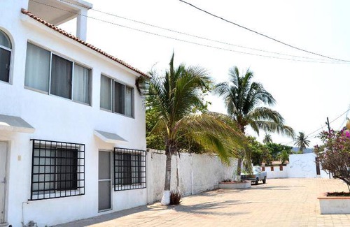 Manzanillo Apartment | Apartment ∙ 2 bedrooms ∙ 6 guests