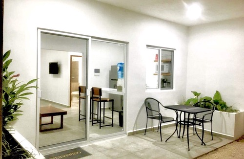 Puerto Morelos Apartment | AQUA GUESTHOUSE 4 ~ STEPS FROM THE BEACH ~ A+ INTERNET