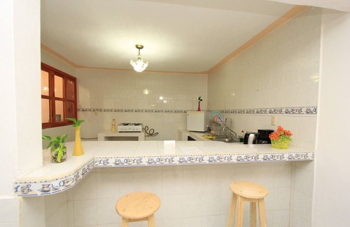 De La Merced Apartment | Beautiful and colorful house in the center of the city