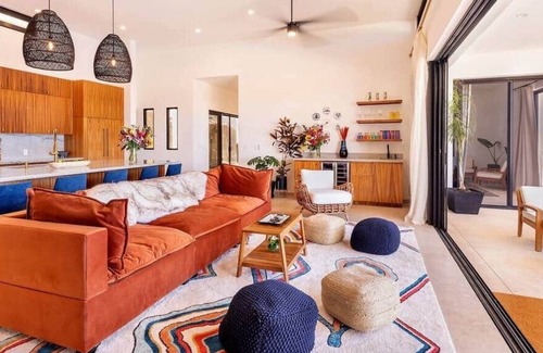 El Pescadero Villa | Beautiful Brand New Modern Villa in El Pescadero/Todos Santos area