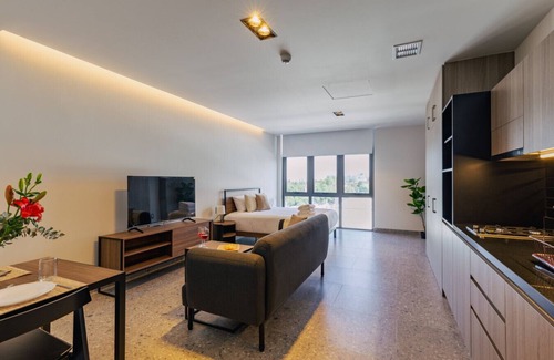 Miguel Hidalgo Apartment | Bright & Modern Studio w/Gym & Pool | VIATO HOMES