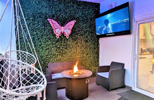 Valle de Guadalupe Hotel | Calle Principal 842