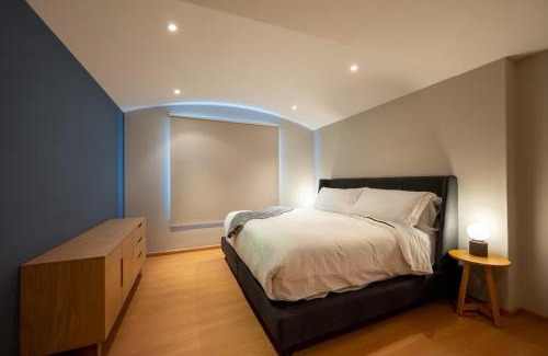 El Yaqui House | Capitalia Santa Fe 3BR with Parking & Gym