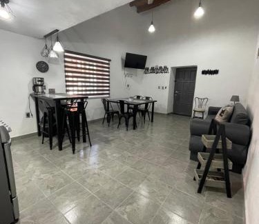 Cuatro Cienegas House | Casa 300 - A