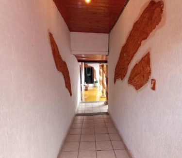 Santa Lucia House | Casa acogedora y colonial en San Cristobal LC