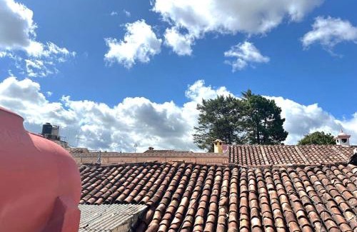 Santa Lucia House | Casa acogedora y colonial en San Cristobal LC