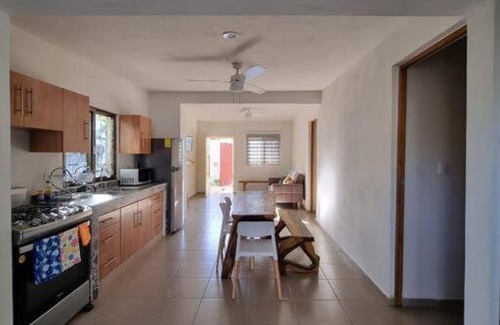 Chelem House | Casa Cocales- Acogedora casa familiar