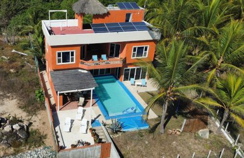 San Pedro Huamelula Villa | Casa de la Roca