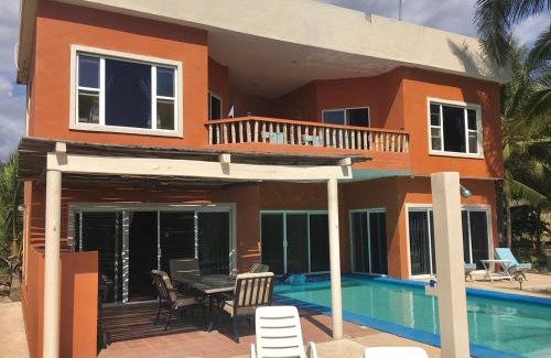 San Pedro Huamelula Villa | Casa de la Roca