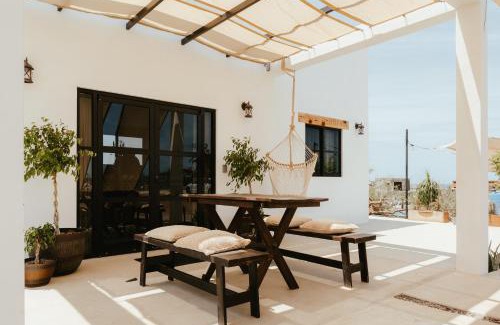 Cerritos House | Casa De Surfos Cerritos’s Beach