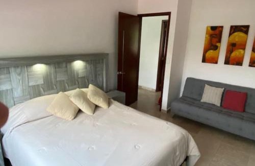 Lomas de Cocoyoc House | Casa del Lago Lomas de Cocoyoc