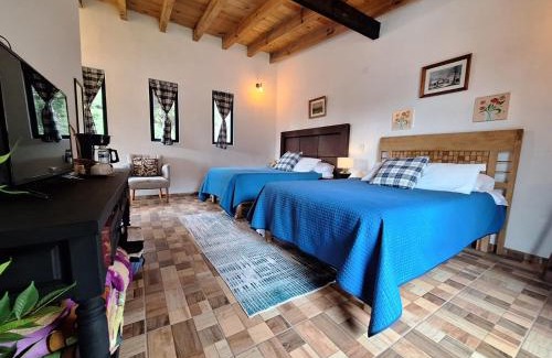 Cerro Colorado House | Casa Elizabeth en valle de Bravo,Avandaro