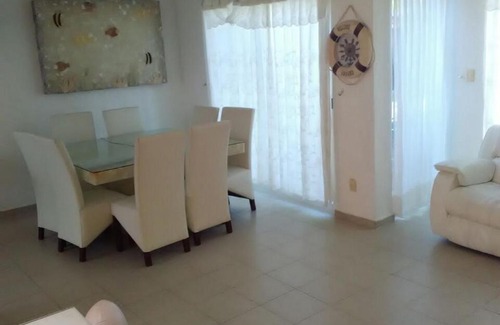 Granjas del Marques Apartment | Casa en Villa Playa Diamante, 001
