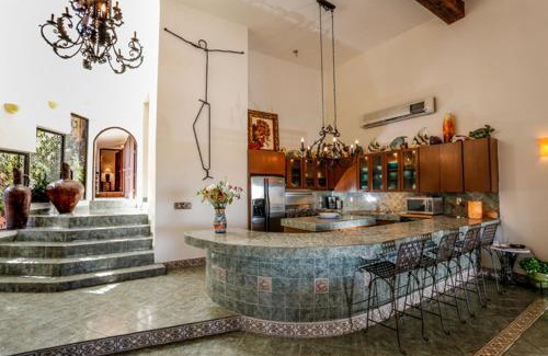Pedregal House | Casa Flamingo Cabo Luxurious Home, Spacious Rooms in El Pedregal Gated Community