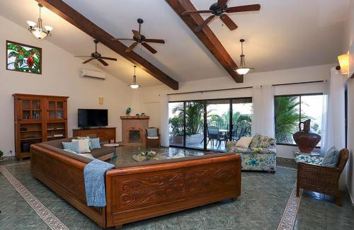 Pedregal House | Casa Flamingo Cabo Luxurious Home, Spacious Rooms in El Pedregal Gated Community