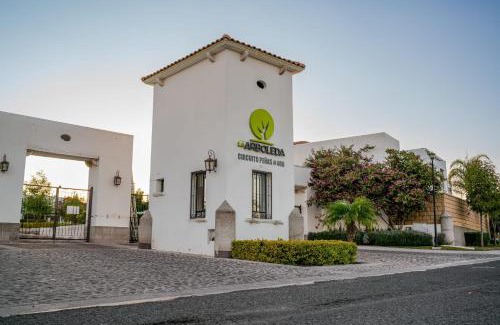 Queretaro Municipality Apartment | Casa La Arboleda Juriquilla