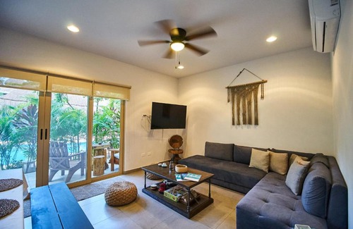 Zama Apartment | CASA MARGARITA- 5 min to the beach & pool & jacuzzi