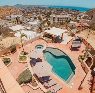 Libertad Hotel | Castillo Blarney Inn