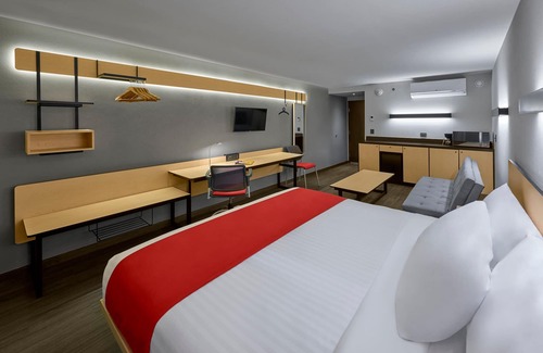 Carlos Pacheco 4 Hotel | City Express by Marriott Ensenada