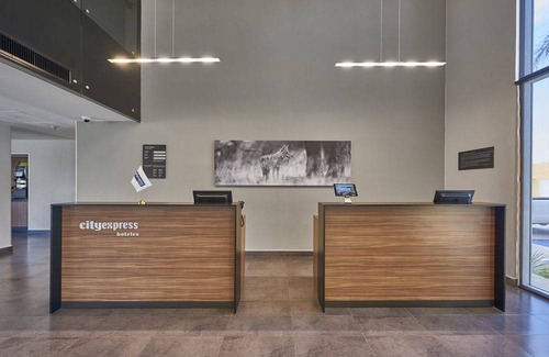 Celaya Hotel | City Express Celaya Galerias