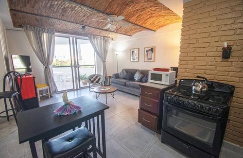 Marina Mazatlan Condo | Come to the Warmth at La Marina Tenis