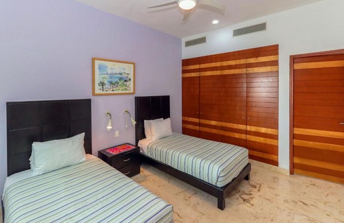 Zazil-ha Apartment | Condo Lolo - Coco Beach Oceanview Luxury Beachfront - At Casa del Mar Condos