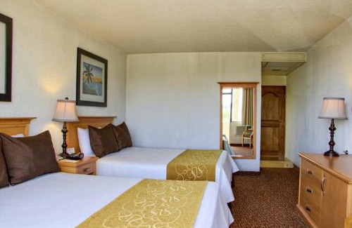 Ensenada Hostel | Corona Hotel & Spa