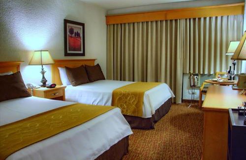 Ensenada Hostel | Corona Hotel & Spa