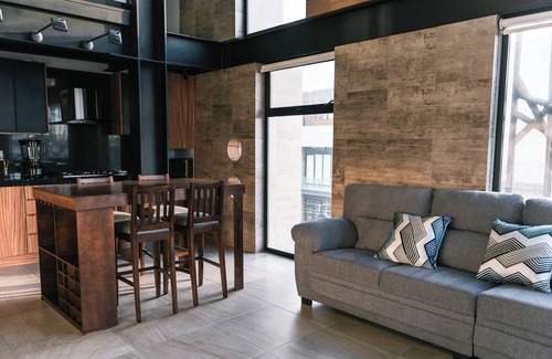 Torreon Apartment | Departamento de Lujo, con Jacuzzi Común. En Zona Dorada