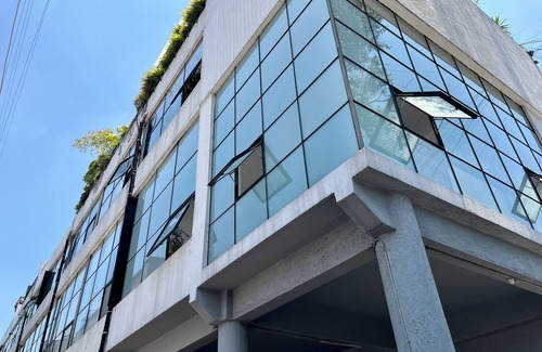 Escandon I Seccion Apartment | Designed Loft With Beautiful Double Height!