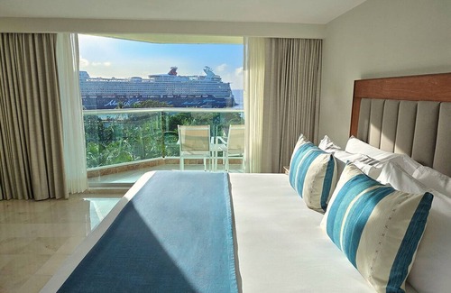 Cozumel Resort | Grand Park Royal Cozumel - All Inclusive