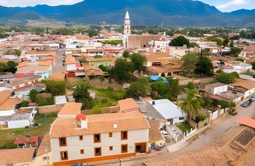 Mascota House | Hermosa y amplia casona en Mascota, +16 personas