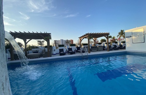 Las Glorias Apartment | Hotel Suites Mar Elena