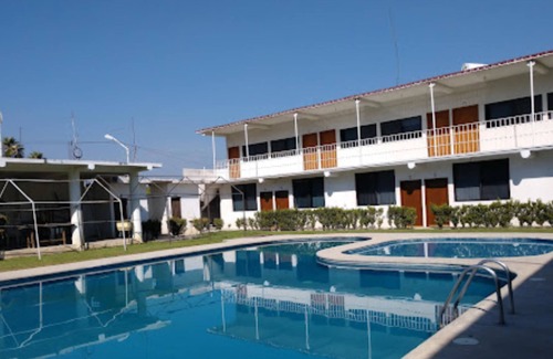 Bonifacio Garcia Hotel | Hotel Violet