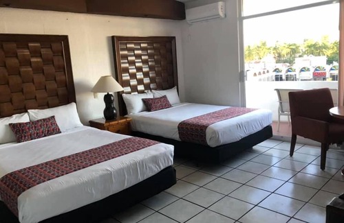 Zona Dorada Hotel | HOTEL ZONA DORADA SUITES