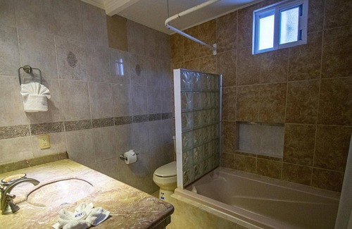 Marina Mazatlan Condo | La Marina Beachfront Condo with Salt Water Pool