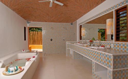 Quemaro Hotel | Las Alamandas