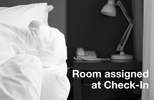 Miguel Hidalgo Hotel | Las Suites Campos Eliseos