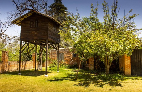 Tlahuapan House | Luciérnagas en Puebla, especie en extinción, casa de campo con gran jardín