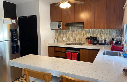 Gonzalo Guerrero Apartment | Luxurious Penthouse Stunning Rooftop Pool Amenities Close to Everything 3 BR/3BA