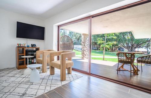 Cajititlan House | Luxury Bungalow Lake view Cajititlan