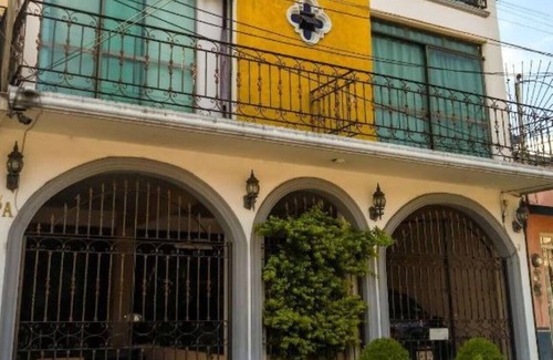 Xalapa Apartment | Modern cozy roundabout