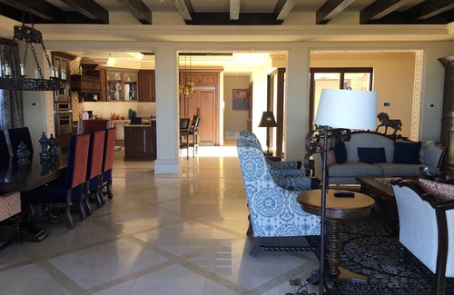 Paraiso Escondido House | NOVAISPANIA VICEROY RESIDENCE 4-BEDROOM BEACH HOUSE, SLEEP 12 & GRAND POOL