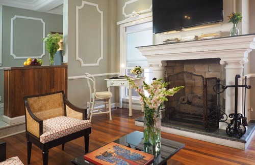 Zona Rosa Apartment | Old Style Apartment in Reforma -Near Angel & CAS