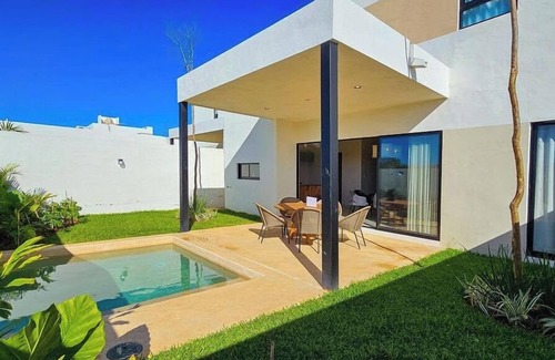 Conkal House | Promotion equipped house + terrace + private pool