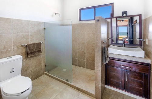 Salina Cruz Hotel | Punta Conejo Resort